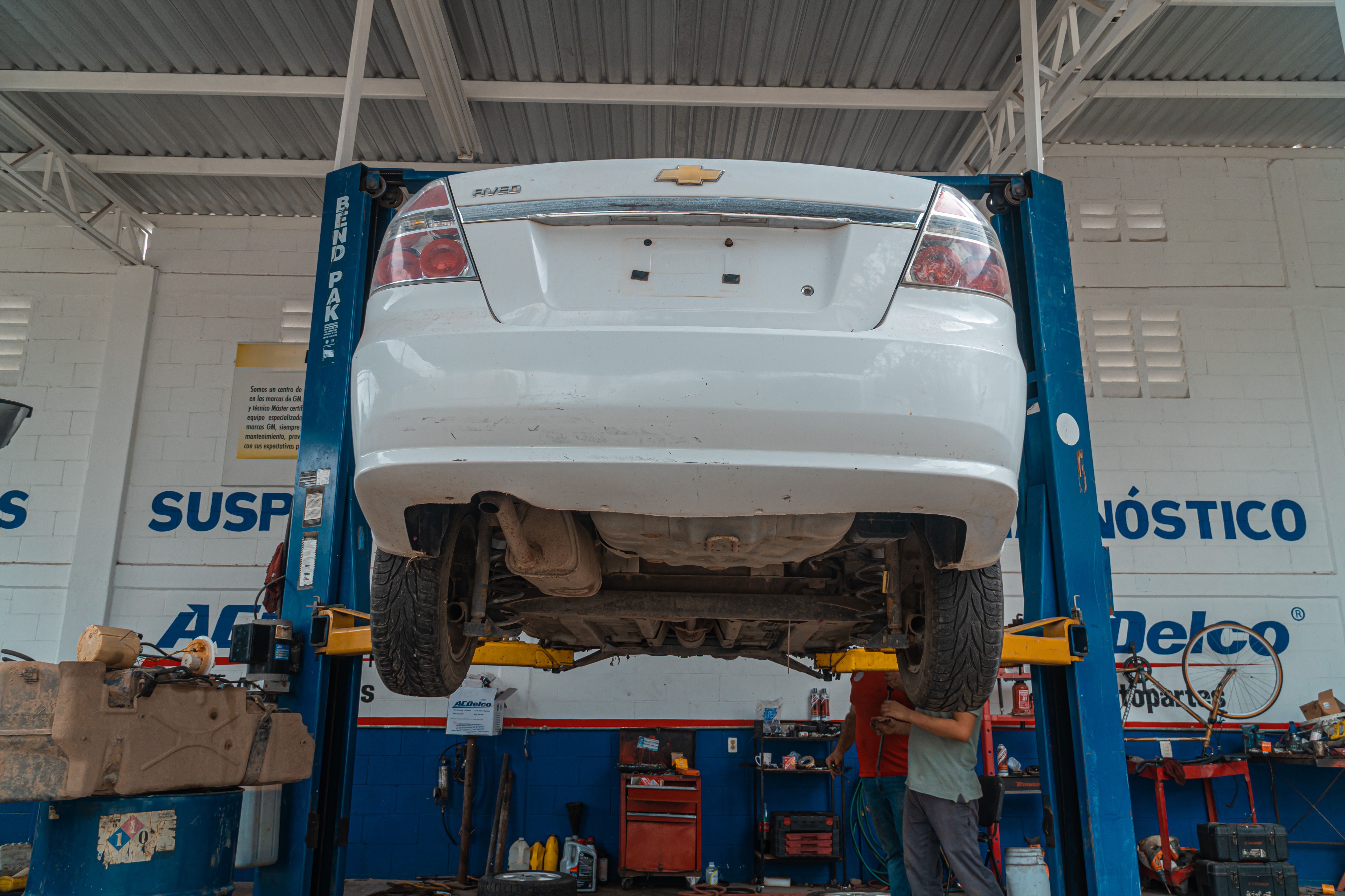 Automotive service center